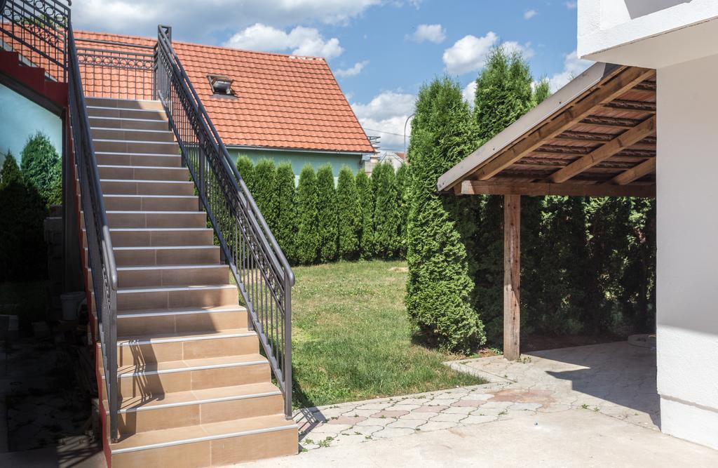 Apartments Erakovic Niksic Exterior foto