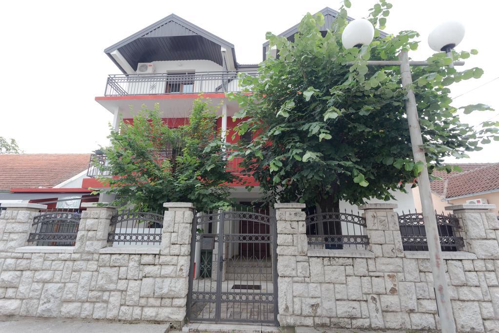 Apartments Erakovic Niksic Exterior foto